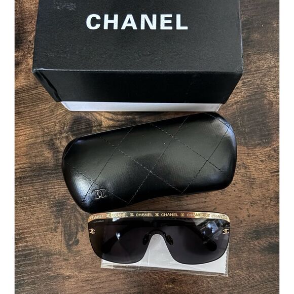 Chanel SHIELD SUNGLASSES New In Case - Picture 4 of 9